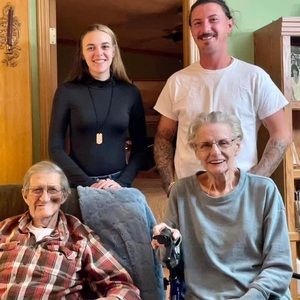 Meet your Posher, Cory